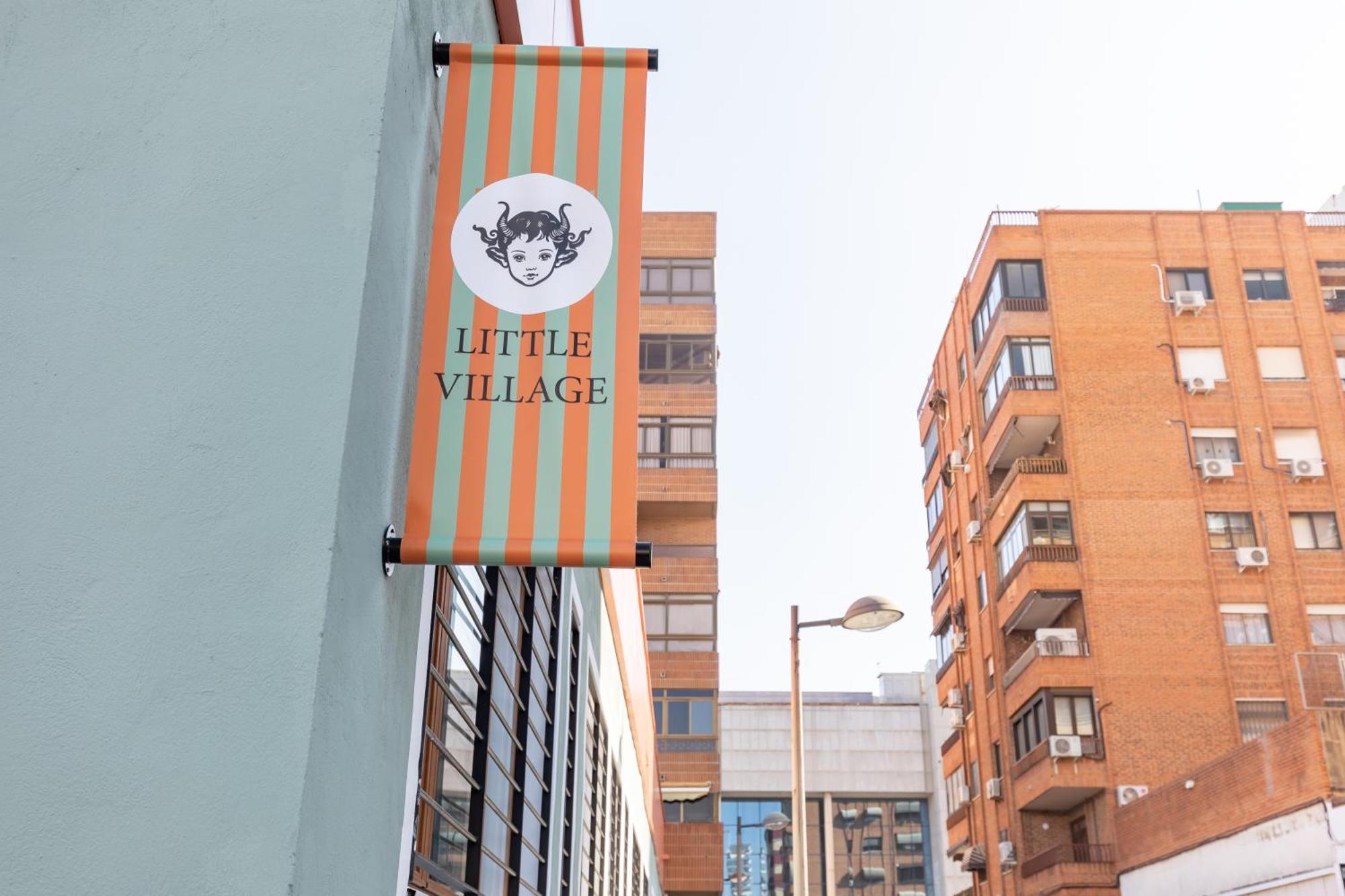 The Little Village Apartments Valencia Luaran gambar